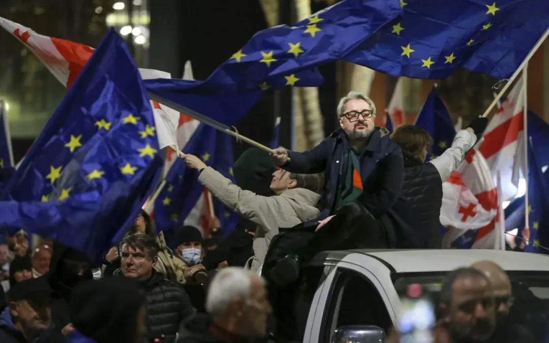 Χιλιάδες Γεωργιανοί στους δρόμους για την Ευρωπαϊκή Ένωση: Η έβδομη νύχτα διαμαρτυριών