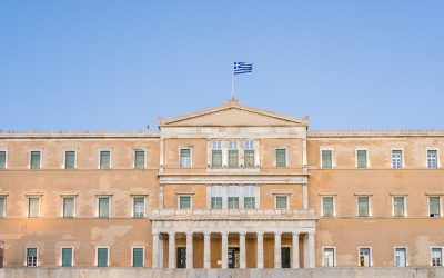 Πολιτικοί απατεώνες ή απατεώνες που έγιναν πολιτικοί;
