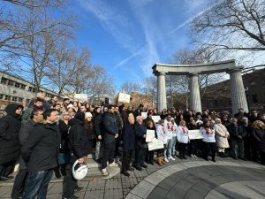 f4c27681 4601 49a3 b2f4 6df3e7eeff06