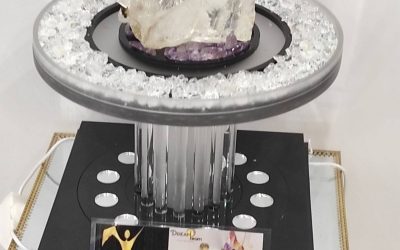 Μια Μοναδική Έκθεση Γεμάτη Φως και Ενέργεια
