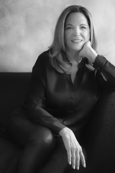 Angakis - Angie Antonakis