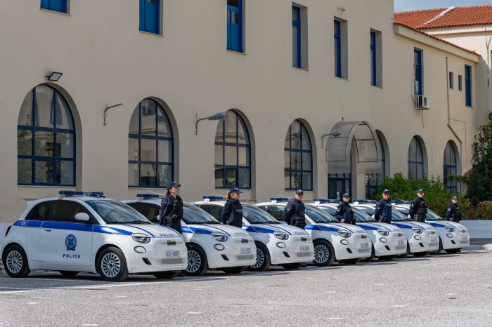 &Delta;&omega;&rho;&epsilon;ά &eta;&lambda;&epsilon;&kappa;&tau;&rho;&iota;&kappa;ώ&nu; &omicron;&chi;&eta;&mu;ά&tau;&omega;&nu; &alpha;&pi;ό &tau;&eta; &Delta;&Epsilon;&Eta; &sigma;&tau;&eta;&nu; &Epsilon;&Lambda;.&Alpha;&Sigma;