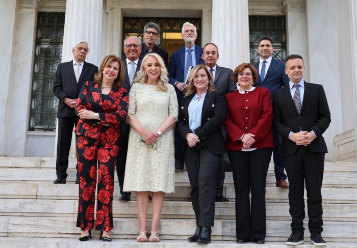 «Εθνική η αποστολή του Διεθνούς Θερινού Πανεπιστημίου». Το πρόγραμμα παρουσιάστηκε παρουσία πλήθους κόσμου στο Μουσείο Μπενάκη
