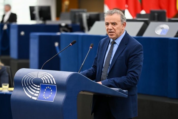 Καθολική καταδίκη της επίσκεψης Ερντογάν από το Ευρωκοινοβούλιο – Ακολουθήθηκε η πρόταση Κ. Μαυρίδη