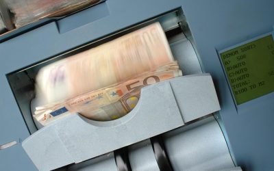 Κ. Μαυρίδης: Εξωδικαστική εξάλειψη των παράνομων τραπεζικών χρεώσεων