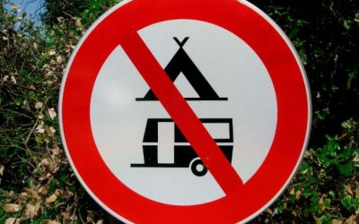 Μια φωνή που πρέπει να ακούσουμε: Η διαμαρτυρία μιας νέας κοπέλας για τον νόμο 5170/25