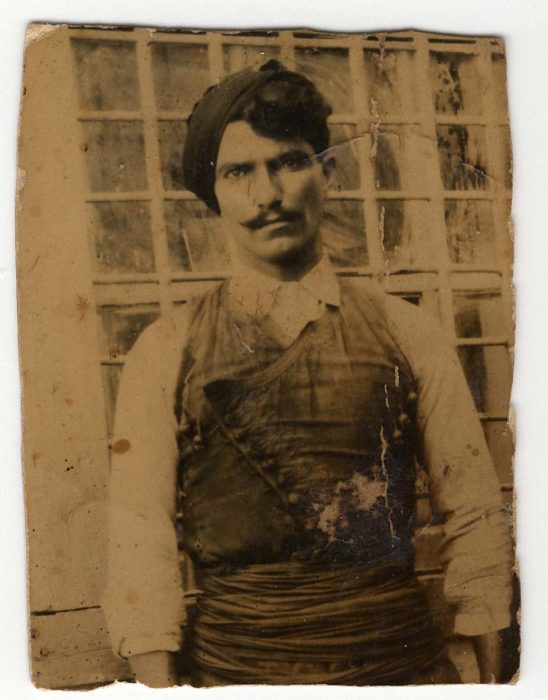 Παππού, εξεχείλισε η καρδιά με την αθιβολή σου Παππού, εξεχείλισε η καρδιά με την αθιβολή σου