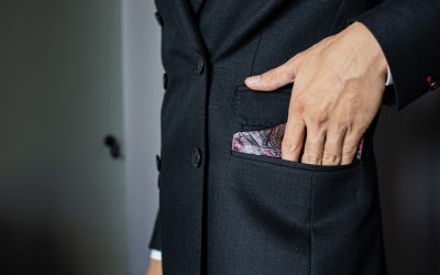 Σκάνδαλα, ανικανότητα και ακρίβεια: μια κυβέρνηση που κυβερνά με διαγγέλματα και ξεπλένει με ευχολόγια