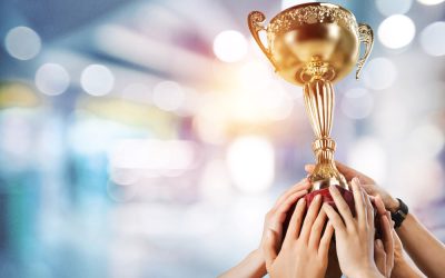 Όταν τα Ελληνόπουλα Γίνονται Φως – Μια Πρωτιά Που Μιλά Στην Καρδιά