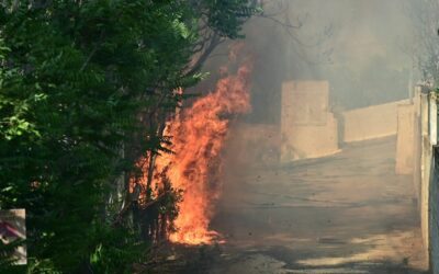 Ένας νεκρός από την ανεξέλεγκτη φωτιά στην Κερατέα