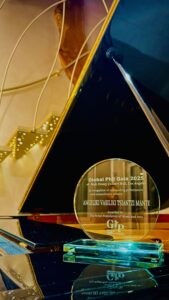 Greece shines on the iconic Los Angeles stage 4 8. Angelina's Contest Prize 1