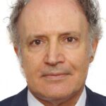 <a href="https://www.greekradiofl.com/author/d-kalamvrezos/" target="_self">Διονύσης Καλαμβρέζος</a>