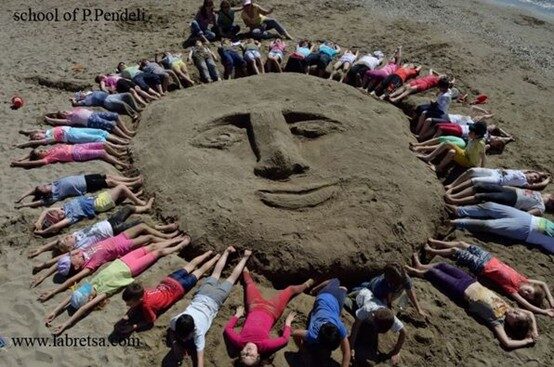 Γλυπτική από άμμο. Η εφήμερη τέχνη ένας  δρόμος προς την  ελευθερία.