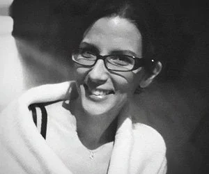 “Γράφω για το γονέα που ήταν κάποτε παιδί και για το παιδί που κάποτε θα γίνει ενήλικας-Να είμαστε της προσφοράς”