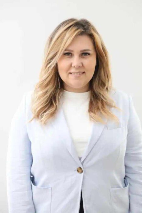 Elena Stepanov: «Η Μολδαβία αποτελεί ένα από τα καλύτερα κρυμμένα μυστικά της Ευρώπης,είναι ένας τόπος που τον νιώθεις»