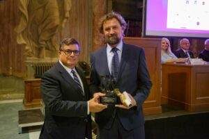 Photo 9 O Κροάης Καθηγητής αεροναυπηγικής Ivica Smojver και ο Στρατηγός Gerardo Restaino