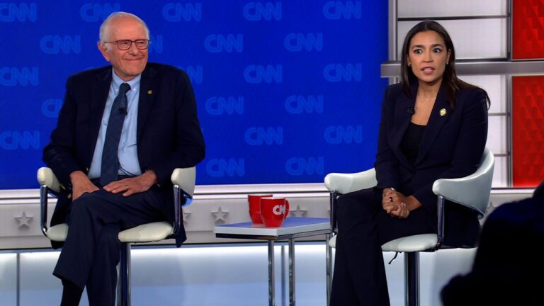 Το χθεσινό «σόου-παρωδία» του CNN: AOC και Bernie Sanders σε ρόλο καπνού για να καλύψουν το χάος των Δημοκρατικών
