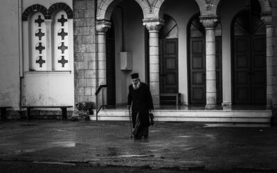 Η ΑΓΑΜΙΑ ΤΩΝ ΚΛΗΡΙΚΩΝ ΕΙΝΑΙ ΕΠΙΚΙΝΔΥΝΗ ΓΙΑ ΤΗΝ ΨΥΧΙΚΗ ΥΓΕΙΑ ΤΟΥΣ. ΝΑ ΑΡΘΕΙ ΑΥΤΟΣ Ο ΑΝΩΜΑΛΟΣ ΚΑΝΟΝΑΣ