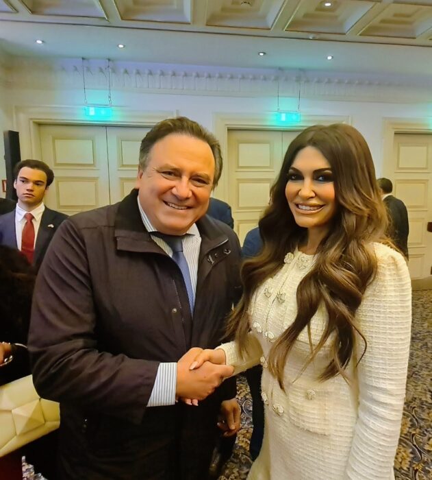 &Kappa;&upsilon;&rho;&iota;ά&kappa;&omicron;&sigmaf; &Mu;&alpha;&rho;&iota;&delta;ά&kappa;&eta;&sigmaf; : &Pi;&alpha;&rho;&alpha;&beta;&rho;έ&theta;&eta;&kappa;&epsilon; &sigma;&epsilon; &delta;&epsilon;&xi;ί&omega;&sigma;&eta; &mu;&epsilon; &tau;&eta;&nu; Kimberly Guilfoyle