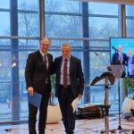 «Καλά Χριστούγεννα» στη γλώσσα του ευαγγελίου στο Ευρωκοινοβούλιο