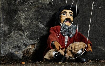 ΜΙΚΡΕ ΑΝΘΡΩΠΑΚΟ