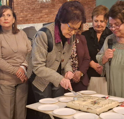 Municipal People's University of Agia Paraskevi (DLPAP) - CUTTING PIE 22 MUNICIPAL POPULAR UNIVERSITY OF AGIA PARASKEVI (DLPAP) - CAKE CUTTING