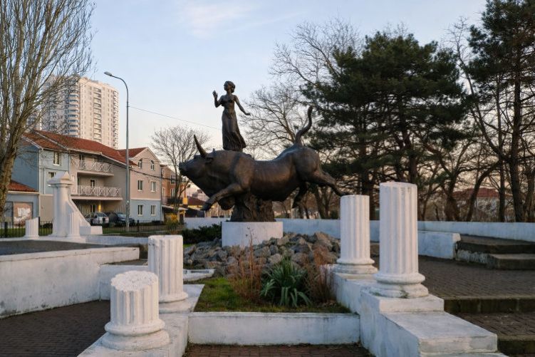 Η οδός Ελλήνων σήμερα