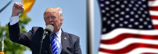 Trump από το Νταβός: «Η Αμερική επέστρεψε – η οικονομία μας οδηγεί τον κόσμο»