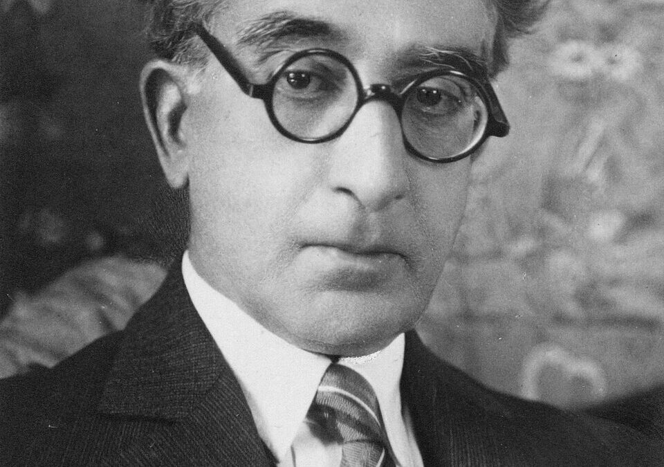 ΕΛΛΗΝΕΣ KAI ΟΧΙ ΡΩΜΑΙΟΙ – Του Κ.Π.Καβάφη