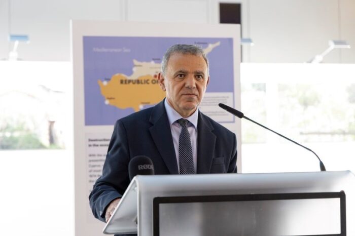 &Kappa;. &Mu;&alpha;&upsilon;&rho;ί&delta;&eta;&sigmaf;: &Eta; &pi;&omicron;&lambda;&iota;&tau;&iota;&sigma;&mu;&iota;&kappa;ή &gamma;&epsilon;&nu;&omicron;&kappa;&tau;&omicron;&nu;ί&alpha; &sigma;&tau;&alpha; &kappa;&alpha;&tau;&epsilon;&chi;ό&mu;&epsilon;&nu;&alpha; &epsilon;ί&nu;&alpha;&iota; &pi;&rho;&omicron;έ&kappa;&tau;&alpha;&sigma;&eta; &tau;&omicron;&upsilon; &epsilon;&gamma;&kappa;&lambda;ή&mu;&alpha;&tau;&omicron;&sigmaf; &tau;&eta;&sigmaf; &tau;&omicron;&upsilon;&rho;&kappa;&iota;&kappa;ή&sigmaf; &epsilon;&iota;&sigma;&beta;&omicron;&lambda;ή&sigmaf;