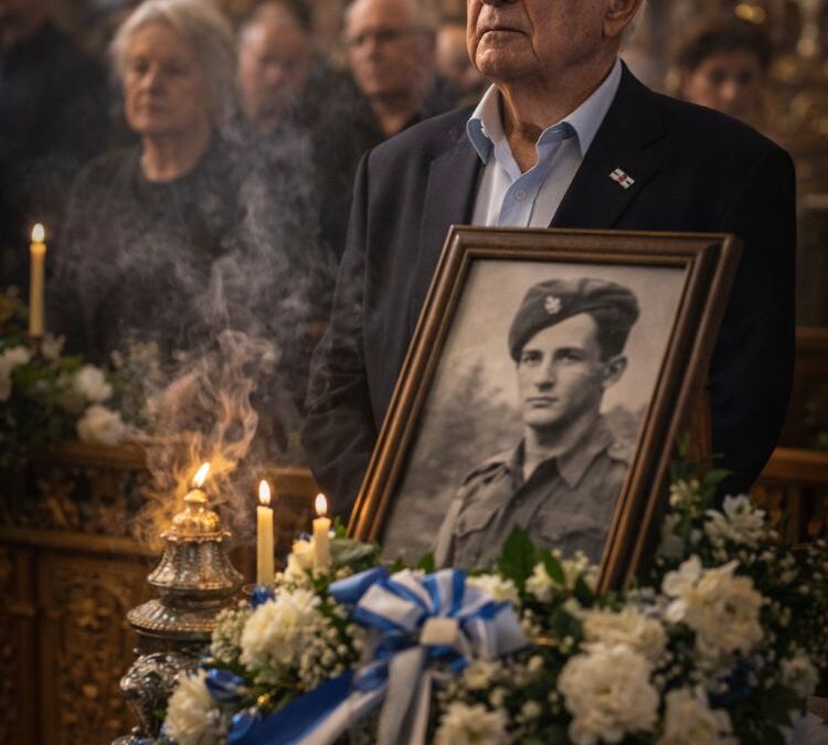 Ο ασπρομάλλης παππούς στο μνημόσυνο του ήρωα Μάρκου Δράκου