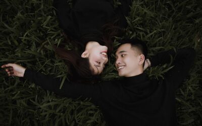 ΎΜΝΟΣ ΣΤΟΝ ΈΡΩΤΑ ΚΑΙ ΤΗΝ ΑΓΑΠΗ