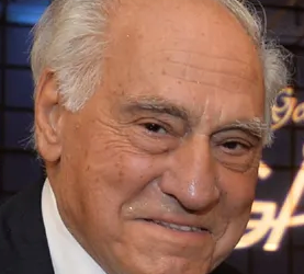 Home 45 George Haseotes, 94, who Helped Lead Family’s Cumberland Farms Convenience Store and Gas Station Empire, has Died