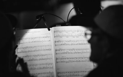 Γιατί δεν  αποτελεί  πολυτέλεια  η  Μουσική  σε  καιρούς  κρίσης !!