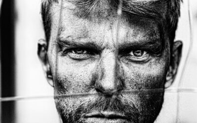 ΚΑΙ ΤΩΝ ΜΕΤΑΝΑΣΤΩΝ Ο ΔΙΑΚΙΝΗΤΗΣ