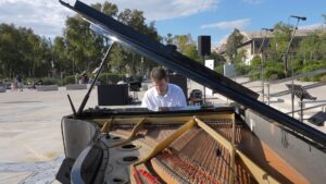11 PIANO CITY