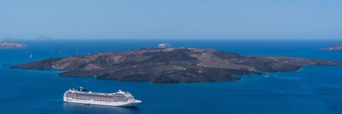 &Epsilon;&lambda;&lambda;ά&delta;&alpha; ή &Tau;&omicron;&upsilon;&rho;&kappa;ί&alpha;: &Pi;&omicron;&iota;&omicron;&sigmaf; &epsilon;ί&nu;&alpha;&iota; &omicron; &pi;&iota;&omicron; &omicron;&iota;&kappa;&omicron;&nu;&omicron;&mu;&iota;&kappa;ό&sigmaf; &pi;&rho;&omicron;&omicron;&rho;&iota;&sigma;&mu;ό&sigmaf; &gamma;&iota;&alpha; &delta;&iota;&alpha;&kappa;&omicron;&pi;έ&sigmaf; &tau;&omicron; 2026;