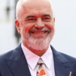Ο Έντι Ράμα χρησιμοποιεί τις αμερικανικές επενδύσεις ως ασπίδα για να επιδιώξει δήμευση γης και ενοποίηση ενέργειας 14 Ο Έντι Ράμα χρησιμοποιεί τις αμερικανικές επενδύσεις ως ασπίδα για να επιδιώξει δήμευση γης και ενοποίηση ενέργειας