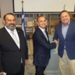 Ο ΚΥΡΙΑΚΟΣ ΜΑΡΙΔΑΚΗΣ ΣΥΜΜΕΤΕΙΧΕ ΣΤΗΝ ΙΔΡΥΣΗ ΤΟΥ ΠΡΩΤΟΥ ΓΡΑΦΕΙΟΥ ΤΟΥ ΕΠΙΤΡΟΠΟΥ ΔΙΑΣΠΟΡΑΣ ΤΗΣ ΑΡΜΕΝΙΑΣ ΣΤΟΝ ΚΟΣΜΟ