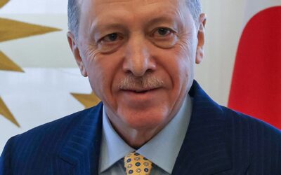 Ο Ερντογάν αφαίρεσε τη μεταμφίεση από μια δημοκρατία χτισμένη σε τάφους, άρνηση και Δυτική αμνησία