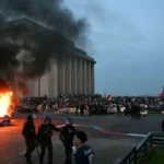 Γαλλία, η νίκη της “Παρί” έδειξε επικίνδυνο κοινωνικό κατακερματισμό. Στην ελληνική περίπτωση έχουμε διάσταση έθνους και κράτους