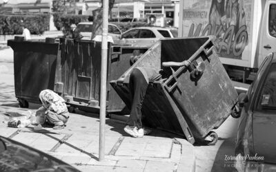 ΕΞΟΥΣΙΟΚΡΑΤΙΑ-ΔΙΑΦΘΟΡΟΚΡΑΤΙΑ
