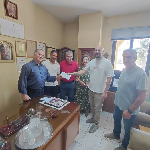 Λευκή Νύχτα για το Σπιτικό της Αγάπης Λευκή Νύχτα για το Σπιτικό της Αγάπης