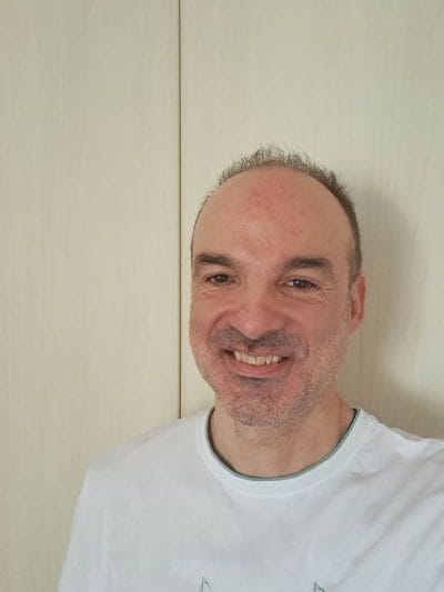 &Epsilon;ί&pi;&alpha;&nu; &omicron;&iota; &phi;ί&lambda;&omicron;&iota;: &Kappa;&omega;&nu;&sigma;&tau;&alpha;&nu;&tau;ί&nu;&omicron;&sigmaf; &Lambda;&epsilon;&omicron;&nu;&tau;ί&omicron;&upsilon;