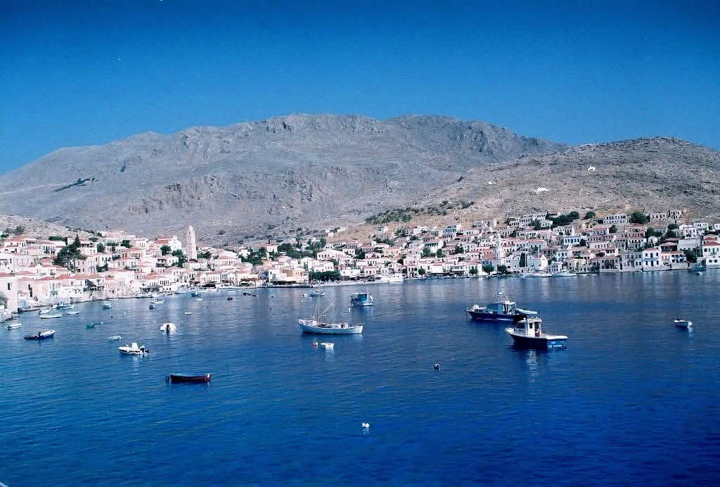 Χάλκη, το νησί της Ειρήνης και της Φιλίας των Νέων όλου του κόσμου 13 received 1770802304337237 1