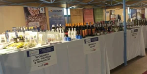 Με μεγάλη επιτυχία και προσέλευση επισκεπτών ολοκληρώθηκε η πρώτη Έκθεση «Προϊόντα του Βορείου Αιγαίου» 2 live to travel and taste 6aa6c03a60118