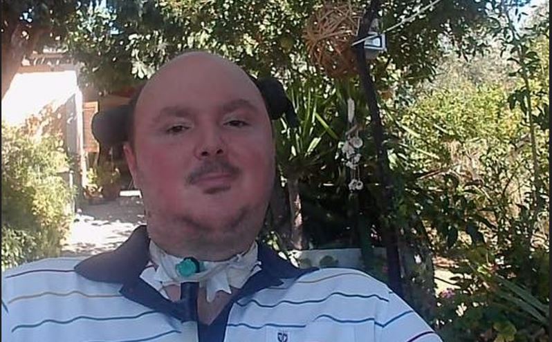 ΜΙΑ ΕΚΚΛΗΣΗ ΑΝΘΡΩΠΙΑΣ – ΑΣ ΒΟΗΘΗΣΟΥΜΕ ΤΟΝ ΘΑΝΑΣΗ ΝΑ ΣΥΝΕΧΙΣΕΙ ΝΑ ΚΙΝΕΙΤΑΙ!